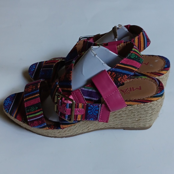 MULTICOLOR GIRLS SANDALS - Picture 3 of 5